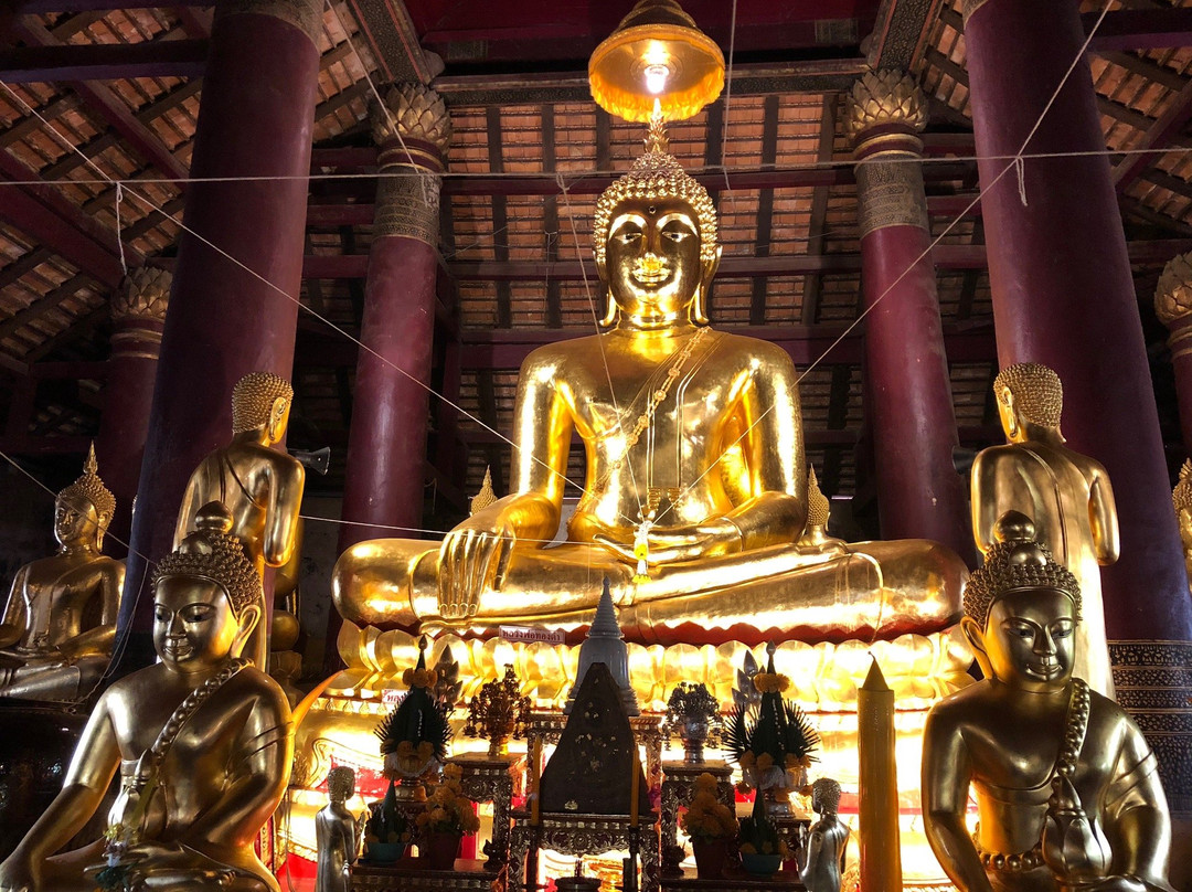 Wat Ratcha Burada Temple-彭世洛必去景点