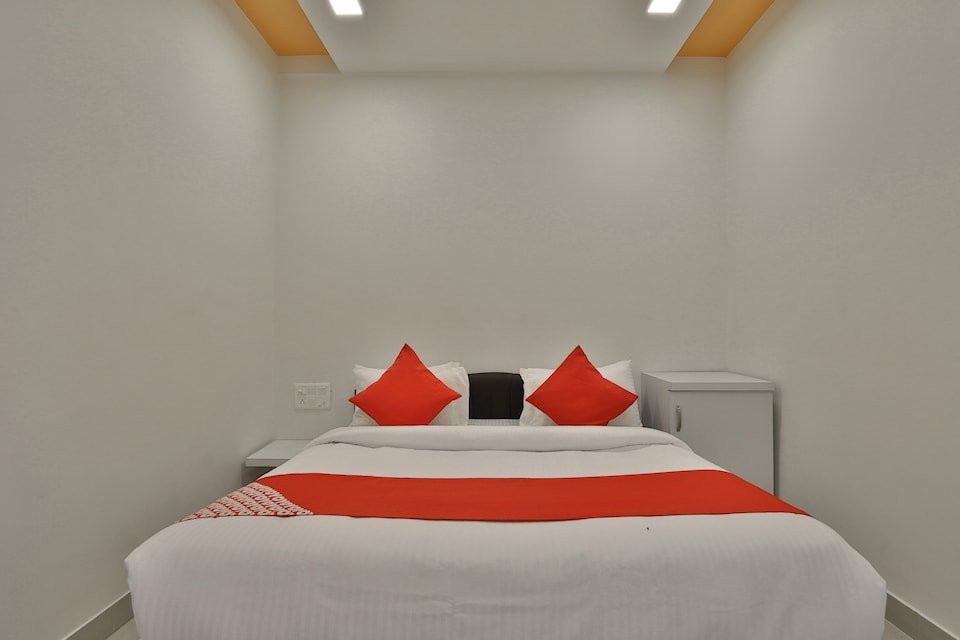 OYO 28248 Hotel Balaji Inn