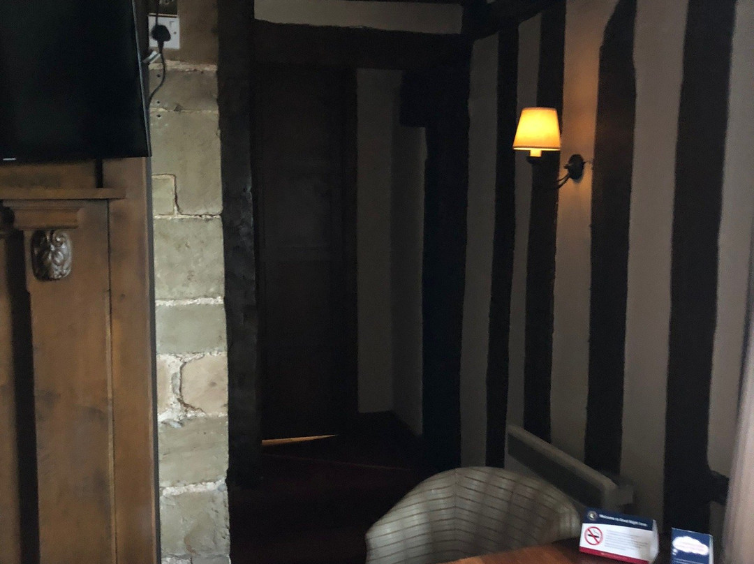 Dog & Partridge Hotel主图
