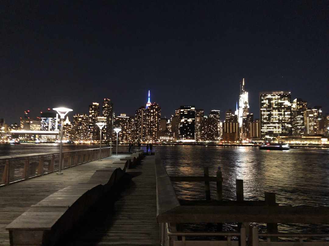 Hunter's Point South Park-长岛市必去景点