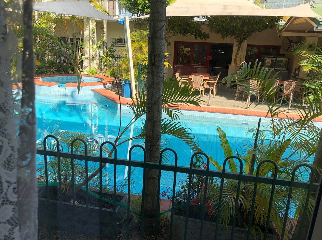 Crystal Garden Resort主图