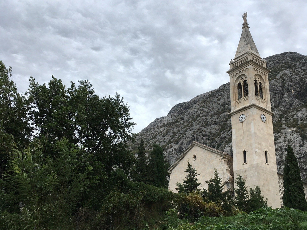 Church of St. Eustahije-多布洛塔必去景点