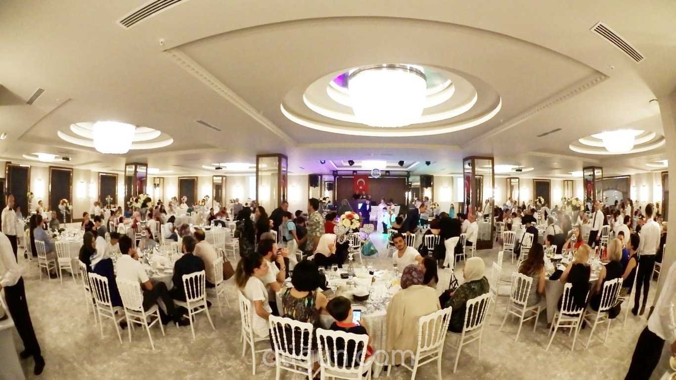 Ramada by Wyndham Bursa Nilufer-餐饮