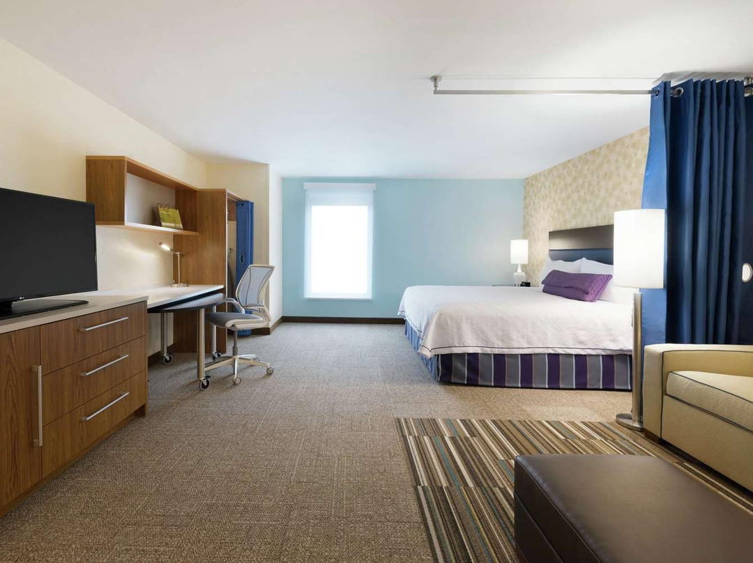 Home2 Suites By Hilton Milwaukee Airport主图