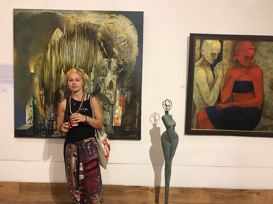 Gallery Artchill-斋蒲尔必去景点