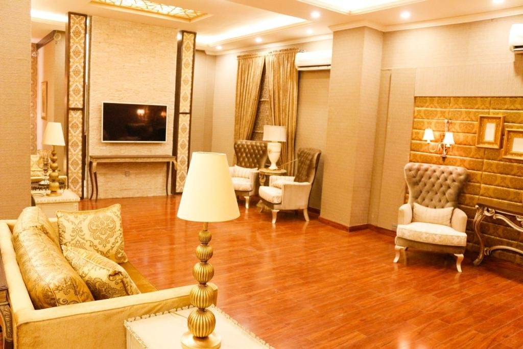 Shelton's Rezidor Peshawar主图