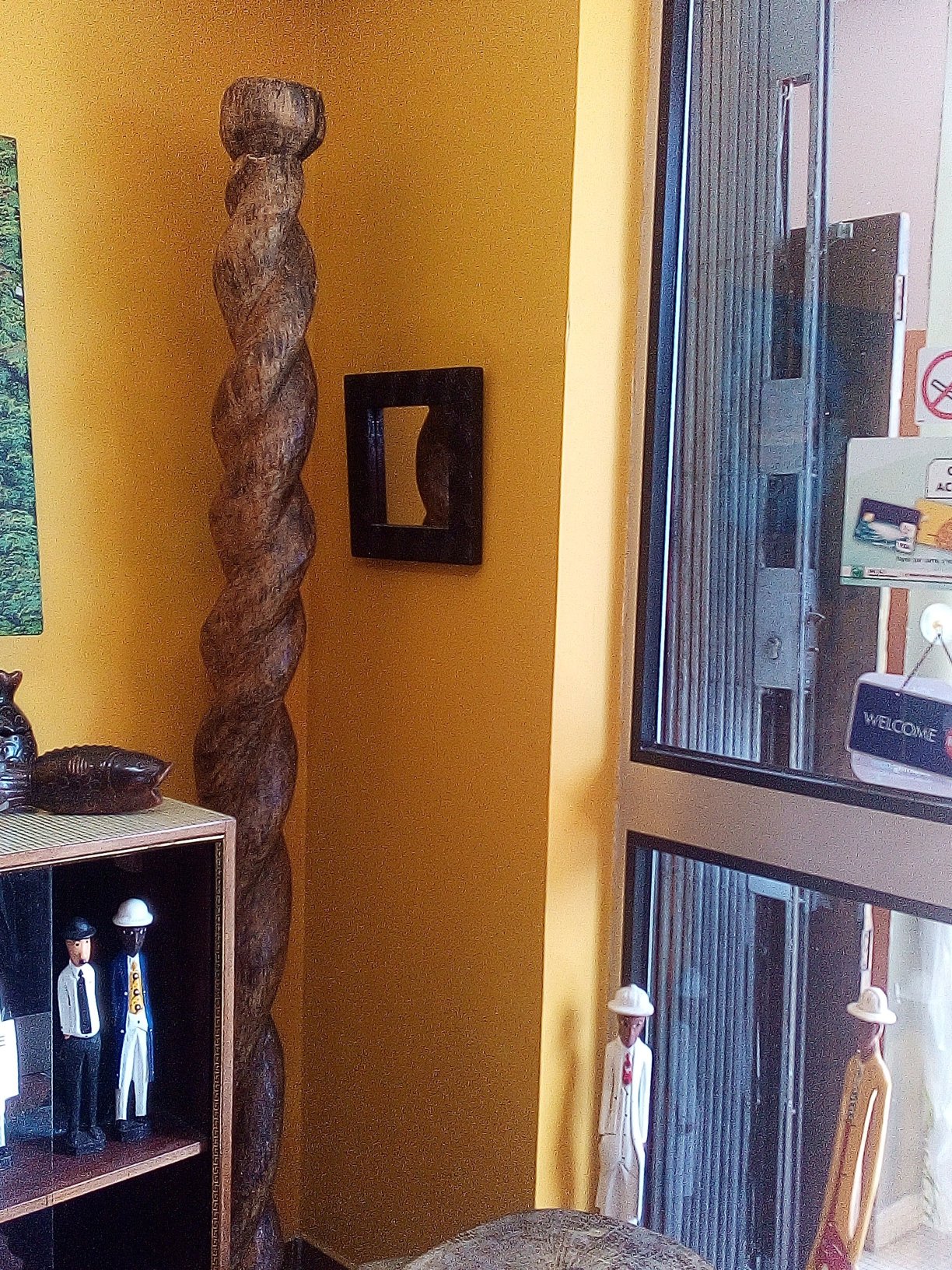 Villa Mango-portrait