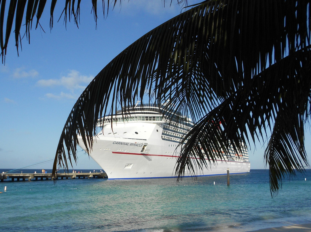 Grand Turk Cruise Center景点图片