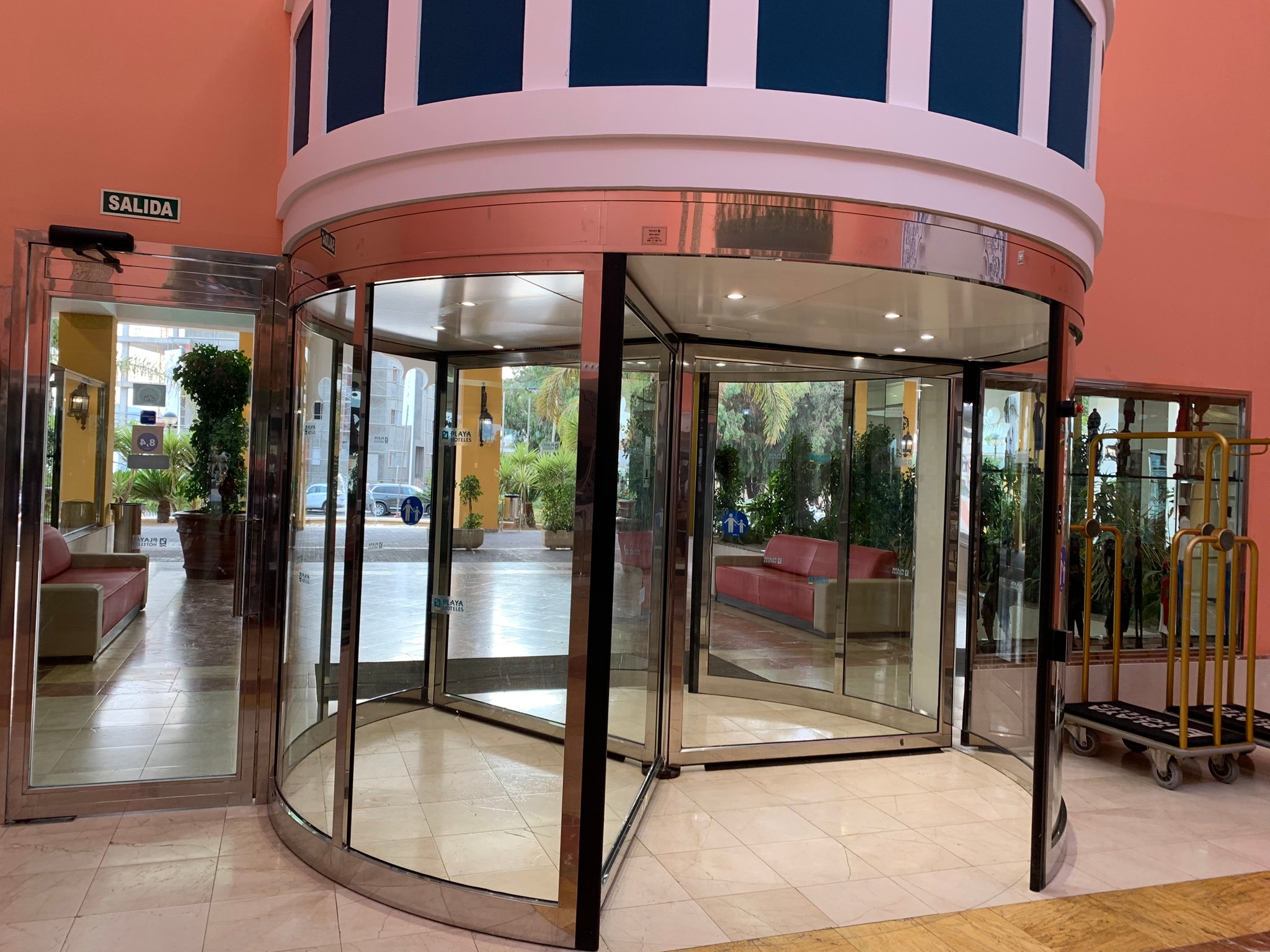 Playazimbali Hotel-浴室