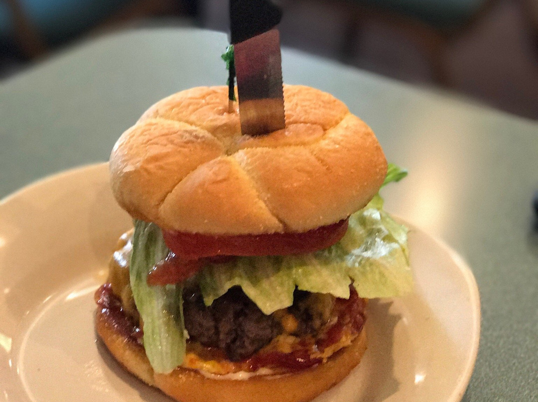 Munger旅游景点-Bay City Bills Bar & Grill