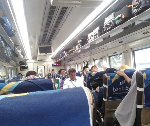 Bandung Railways Station-万隆必去景点