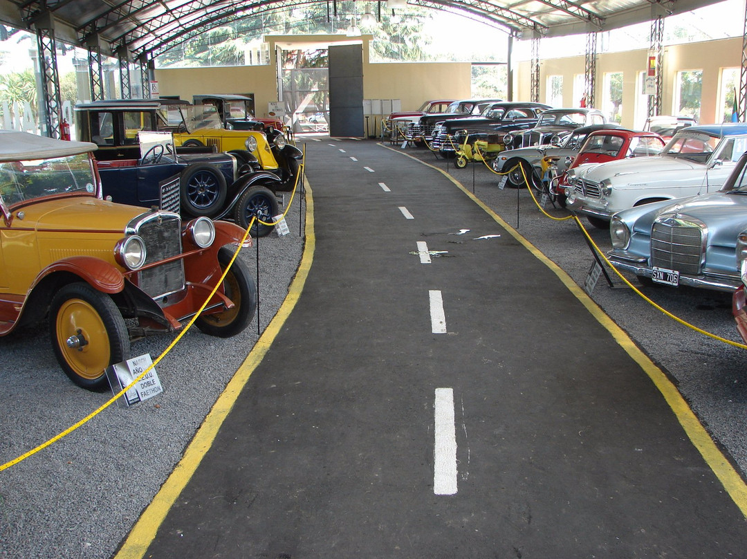 Museo del Automovil Manuel Iglesias景点图片