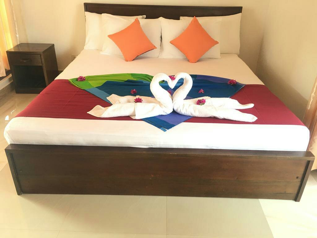 Esha Beach Resort主图