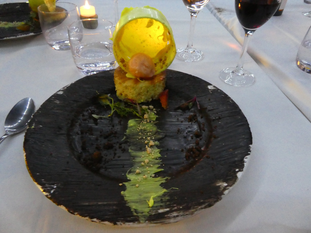 Eco Beach Resort主图