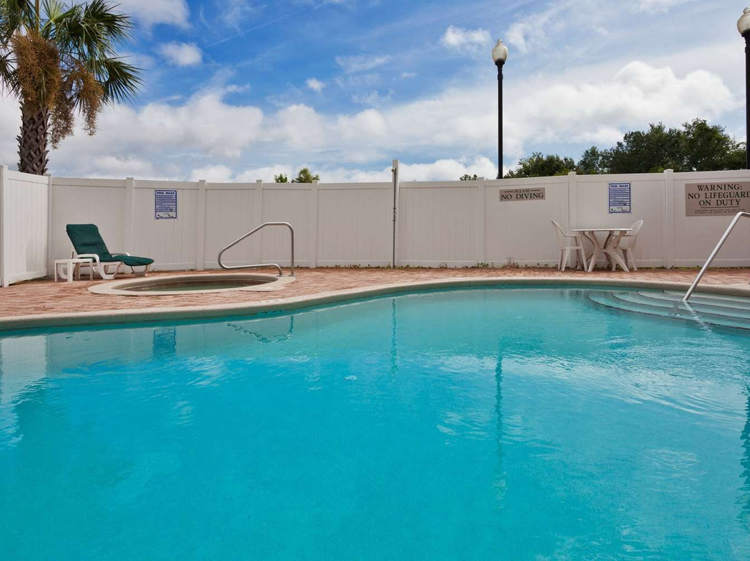 Country Inn & Suites by Radisson, Jacksonville West, FL主图