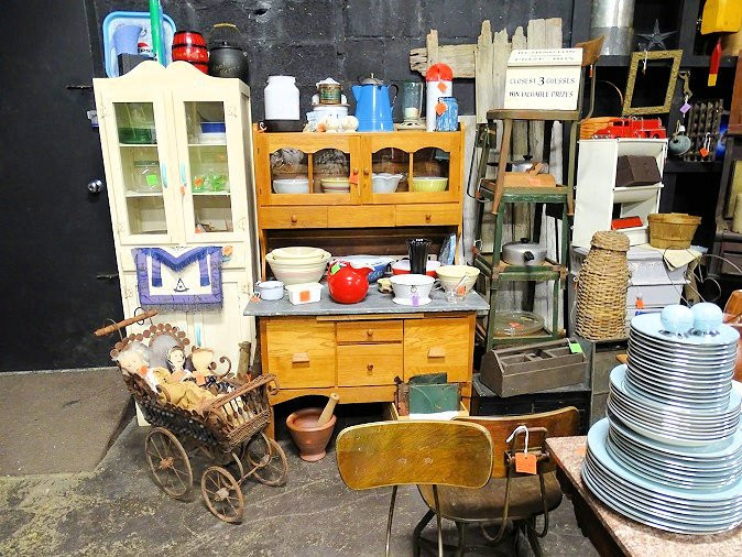 Antiques on 231-Lebanon必去景点