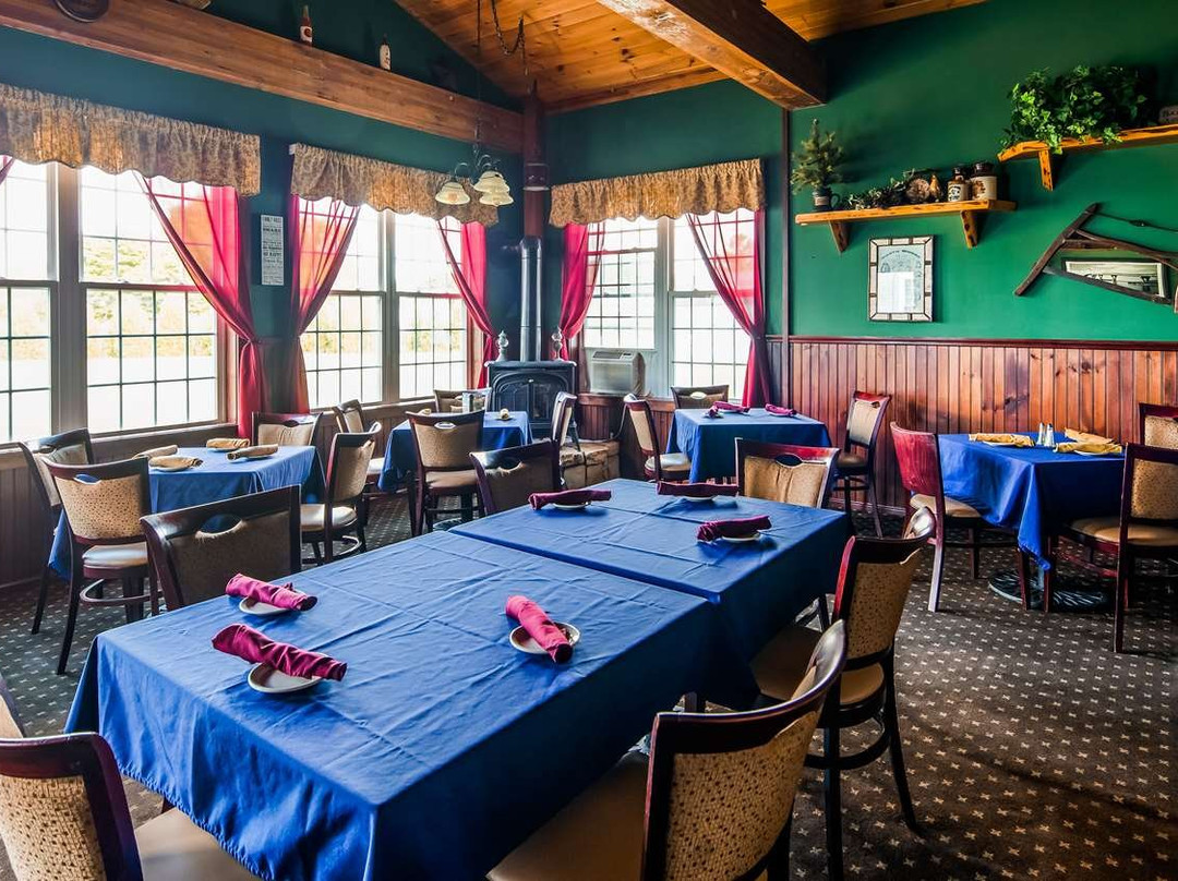 Best Western Plus Ticonderoga Inn & Suites主图