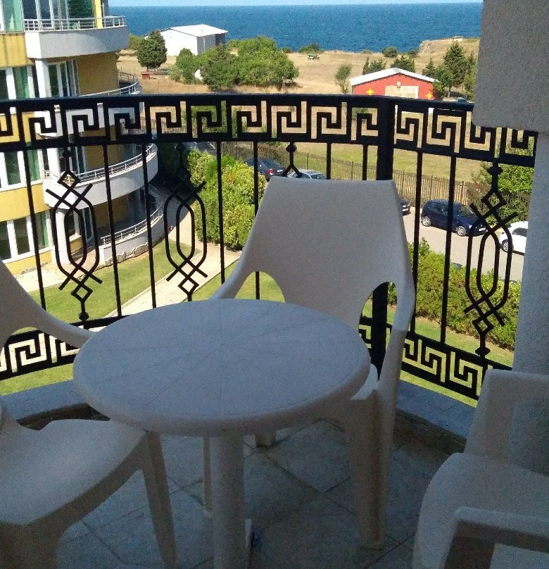 Apolonia Palace主图