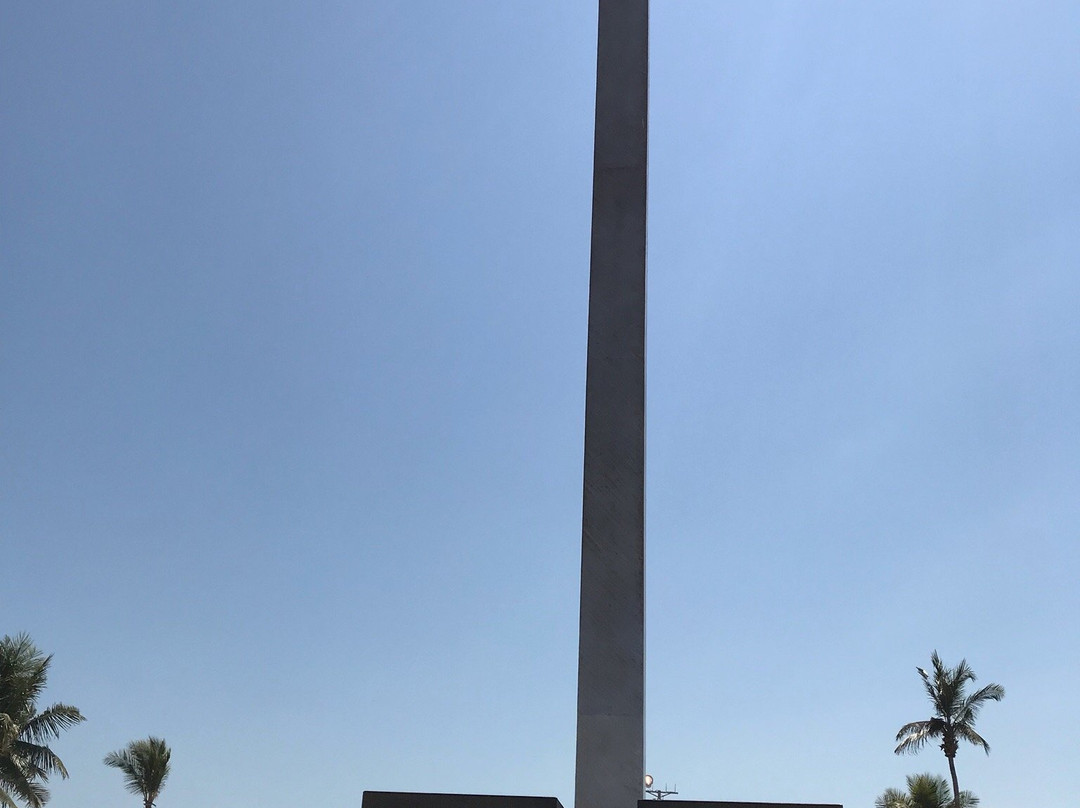 Monumento em homenagem a Primeira Missa celebrada no Brasil景点图片