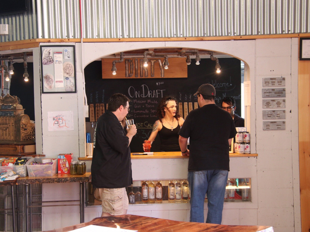 Dirty Water Distillery-普利茅斯必去景点