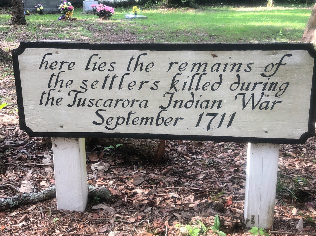 Beaufort Historic Site Old Burying Ground景点图片