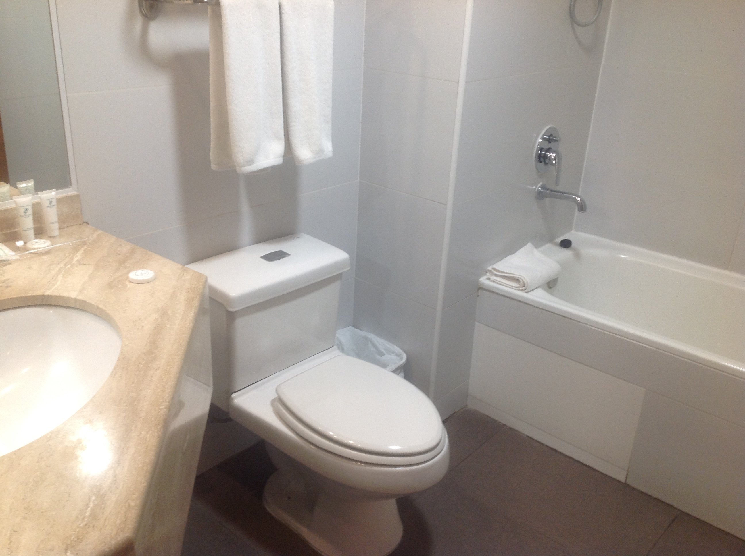 Hotel Diego de Almagro Iquique-浴室