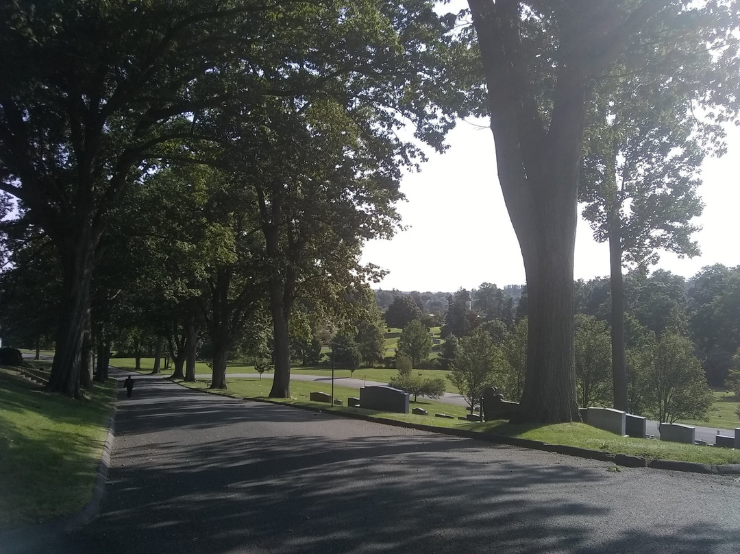 Kensico Cemetery景点图片