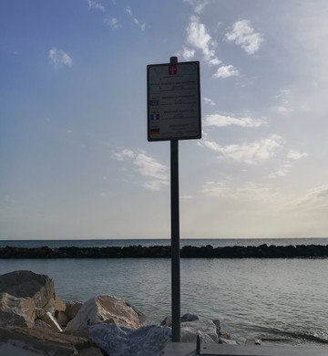 Terrace Brothers Bruno and Gillo Pontecorvo-Marina di Pisa必去景点