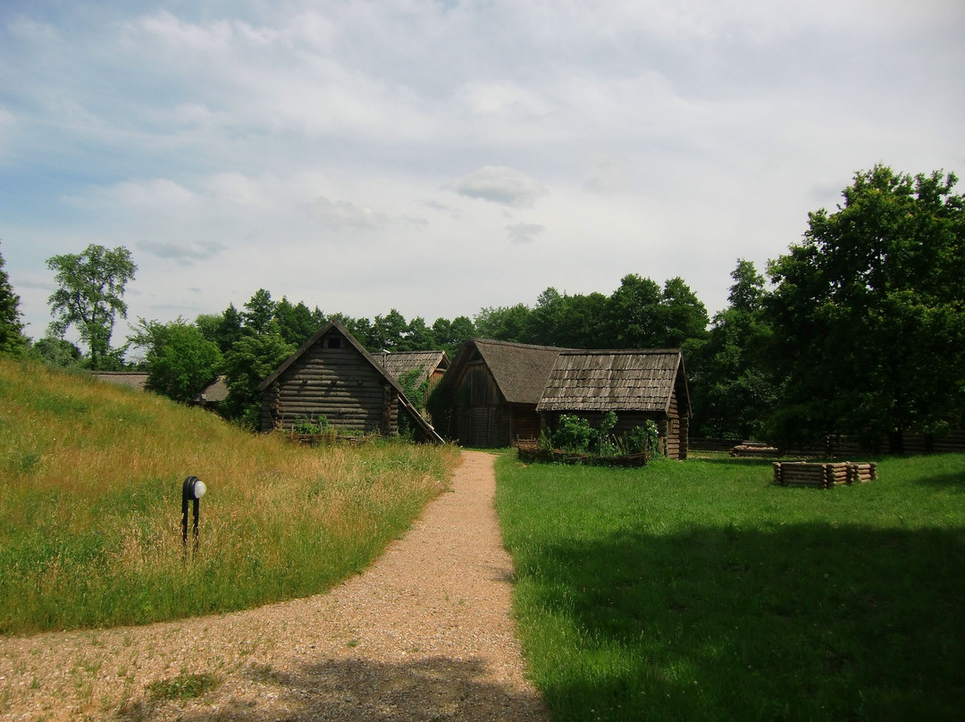 Piast City Archeological Preserve景点图片