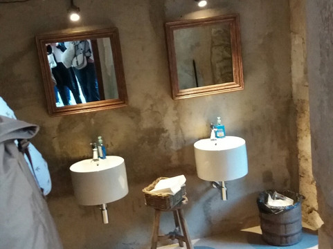 Letní scéna Tvrz Divice-Vinarice必去景点