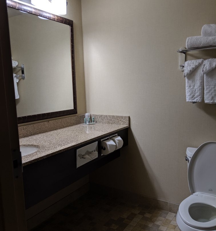 Best Western Cold Lake Inn主图