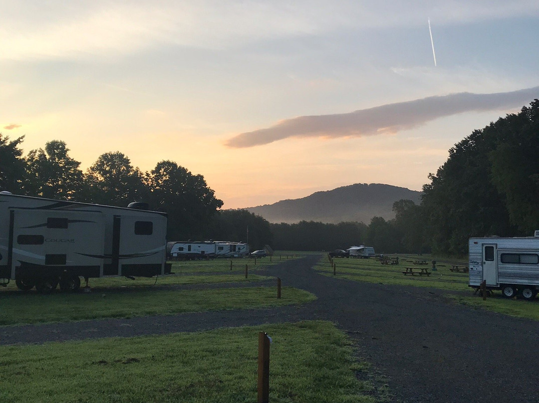 Devils Backbone Brewing Company-Roseland必去景点