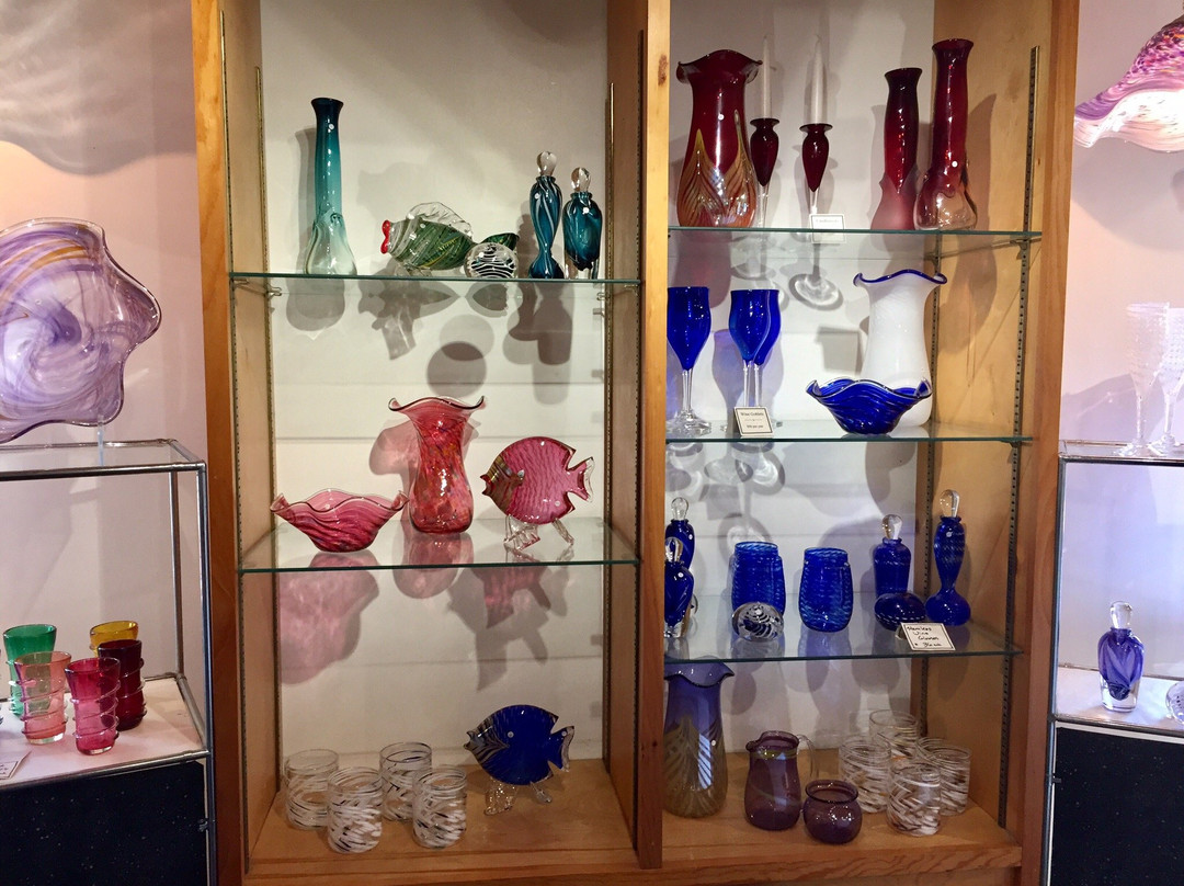 Ziemke Glass Blowing Studio-沃特伯里必去景点