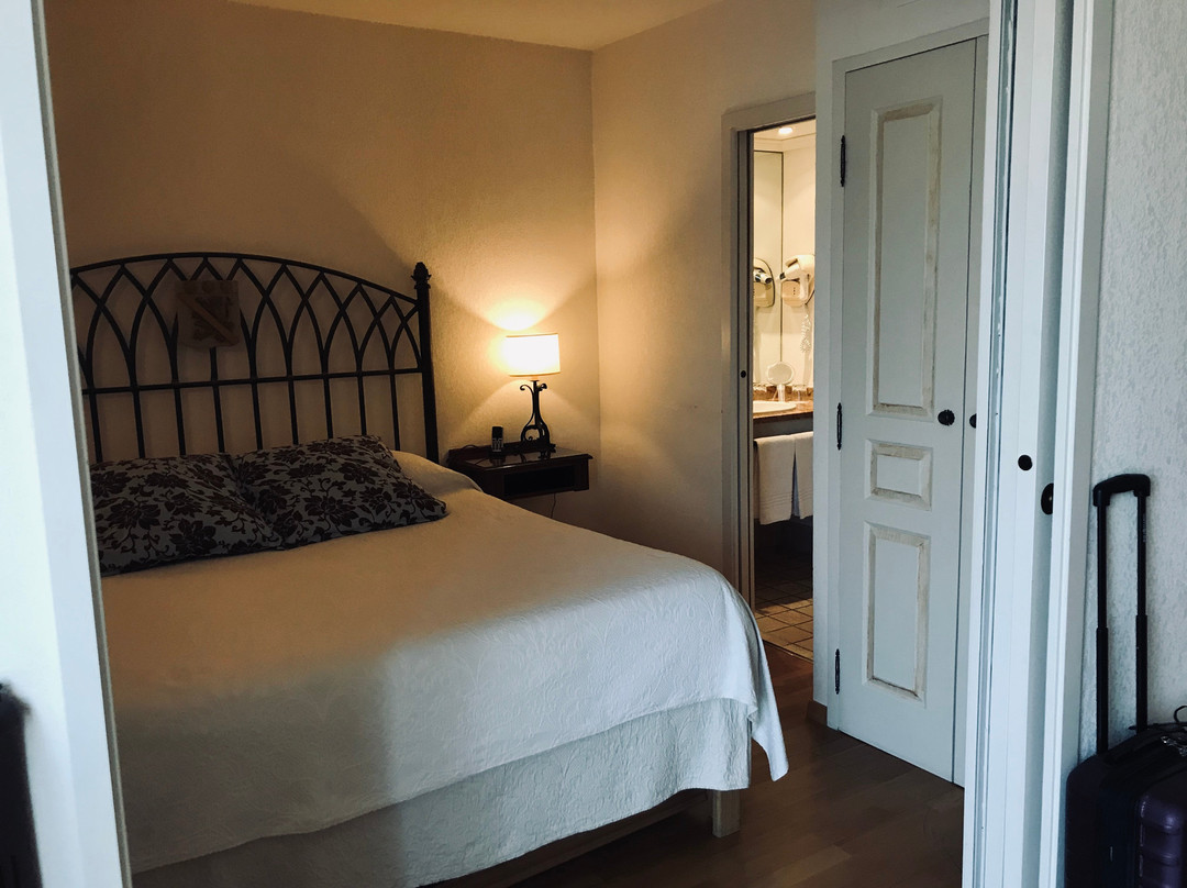 Thames Resort Hotels主图
