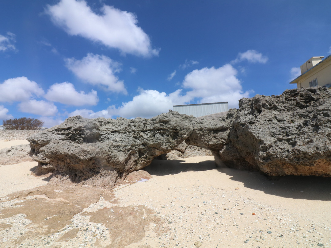 Yakomo Beach景点图片