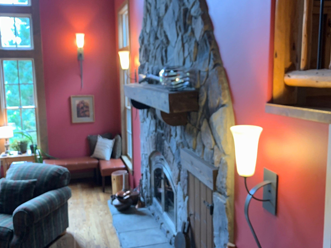 Hideaway Lodge Bed and Breakfast主图