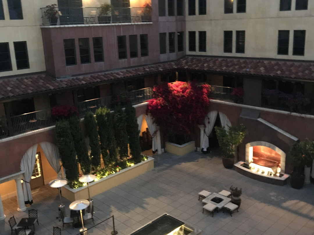 瓦伦西亚桑塔纳洛酒店主图