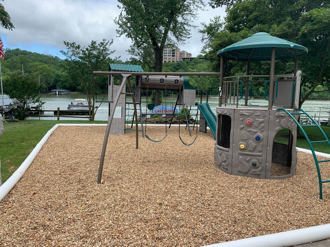 The Cottages At Lake Shore主图