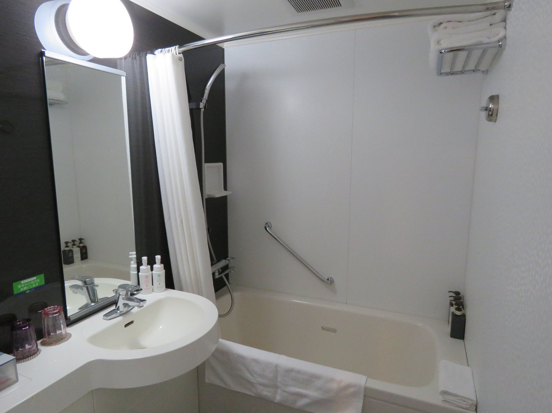 金泽三位神大酒店主图