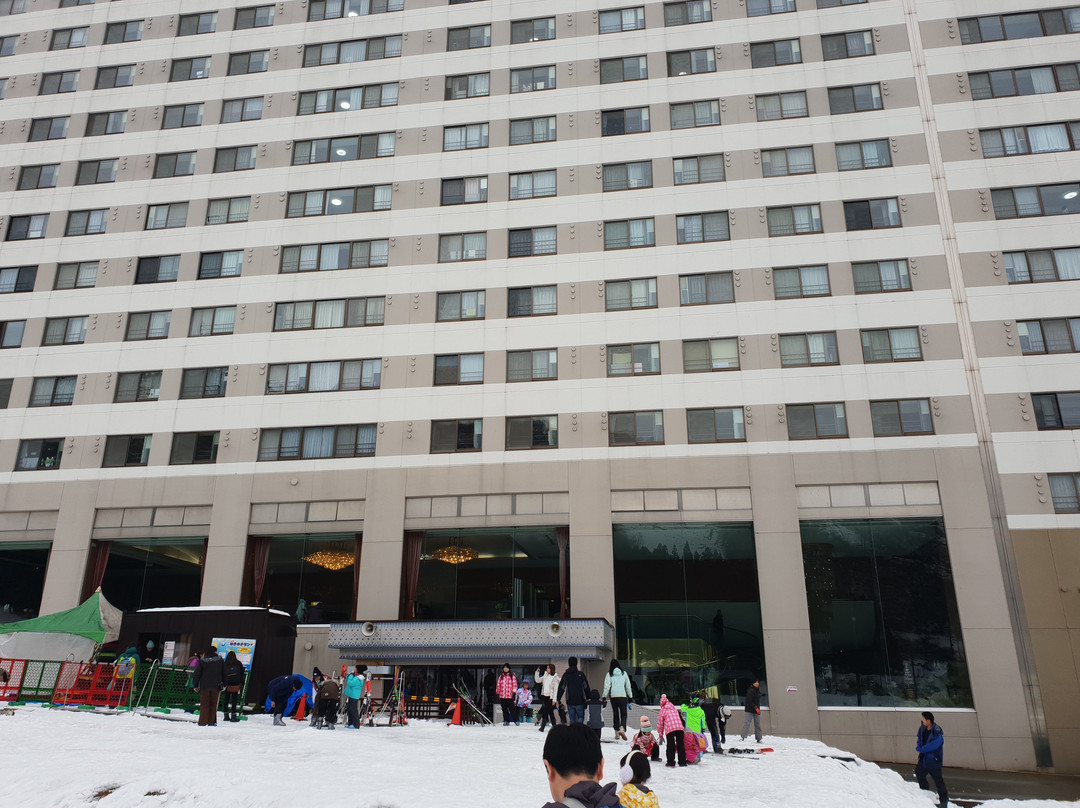 越後中里温泉 天使格兰帝亚度假酒店主图