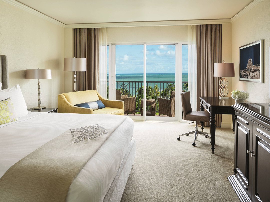 圣胡安丽思卡尔顿酒店主图