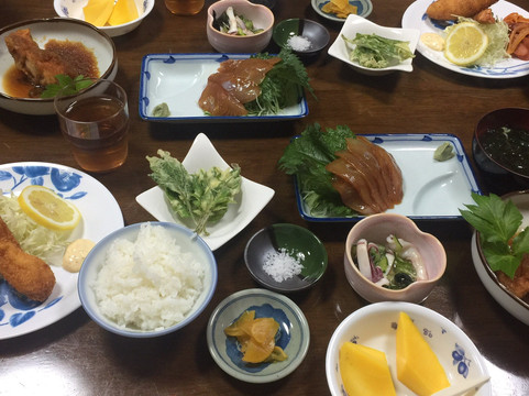 神津岛村酒店住宿-Choza