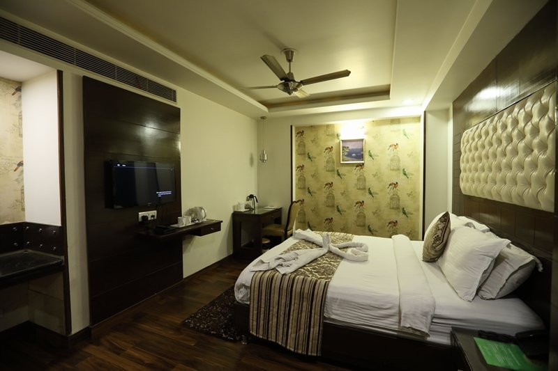 帕姆代尔酒店主图