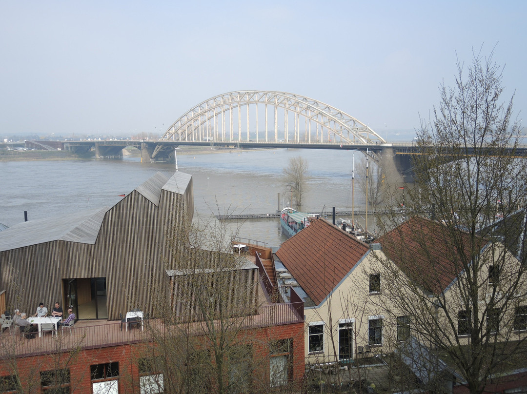 Waalbrug景点图片