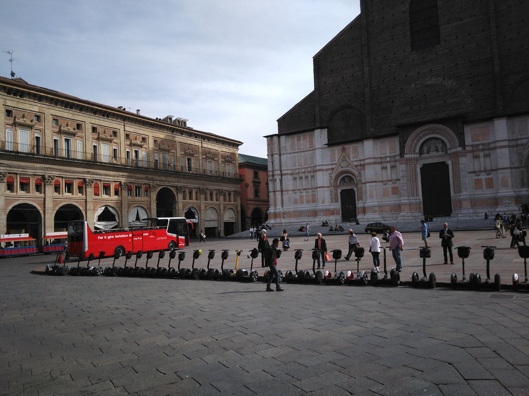 CSTRents - Bologna Segway PT Authorized Tour景点图片