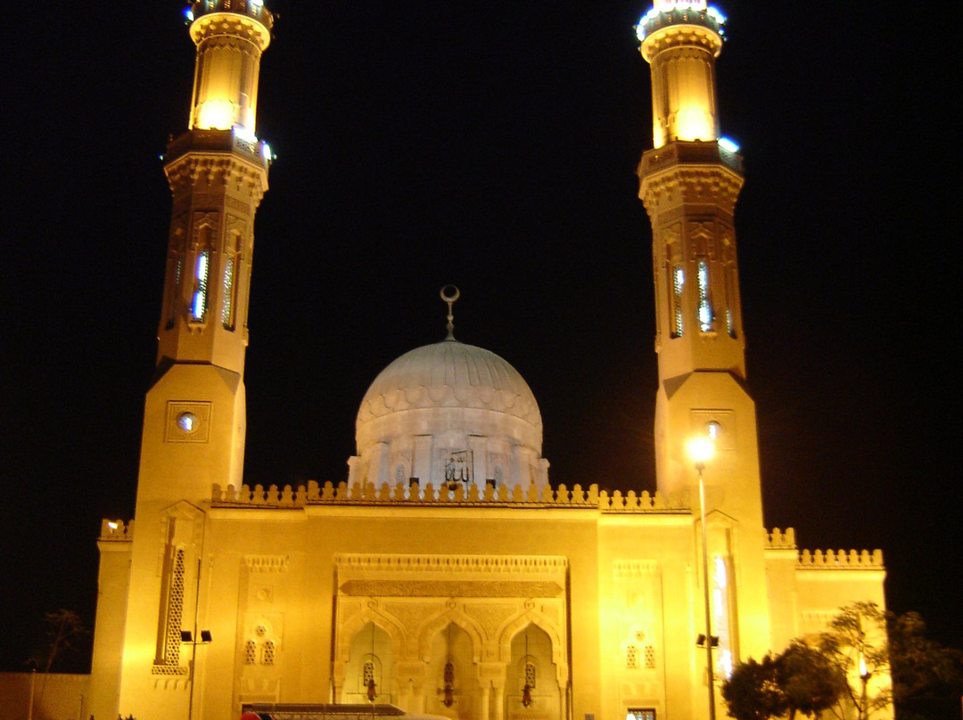 El-Tabia Mosque-亚斯文必去景点