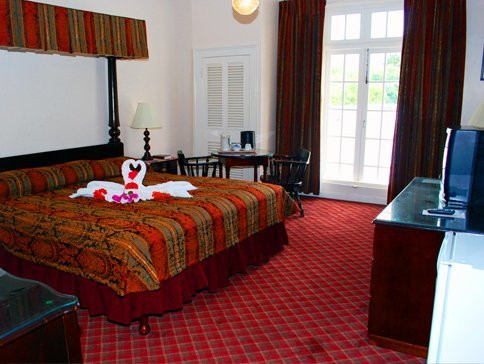 Hotel Four Seasons主图