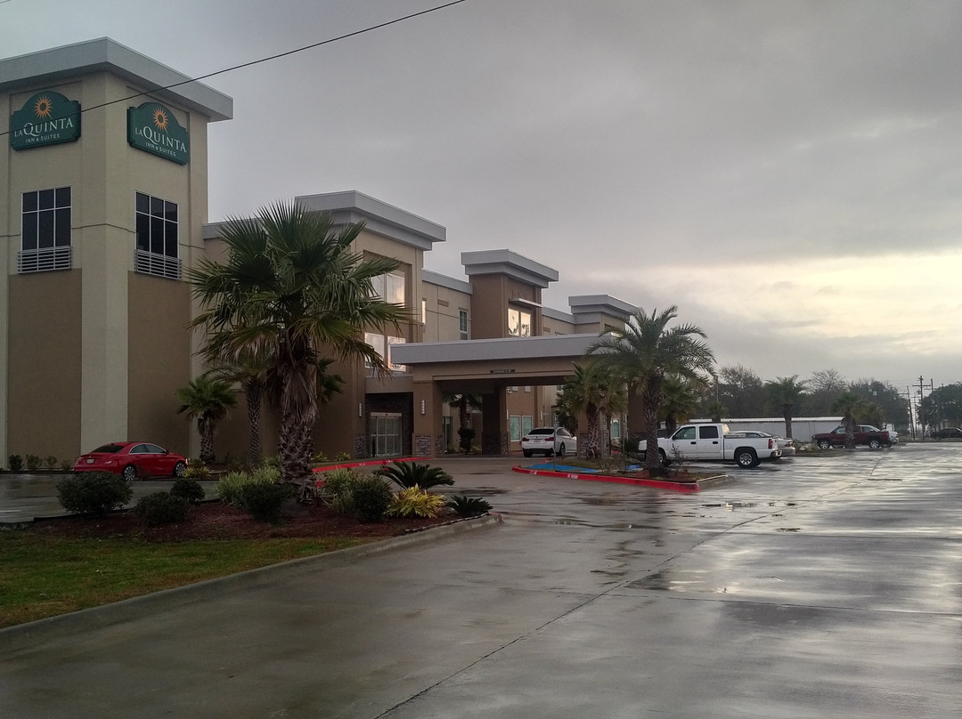 La Quinta Inn & Suites by Wyndham Lake Charles - Westlake主图