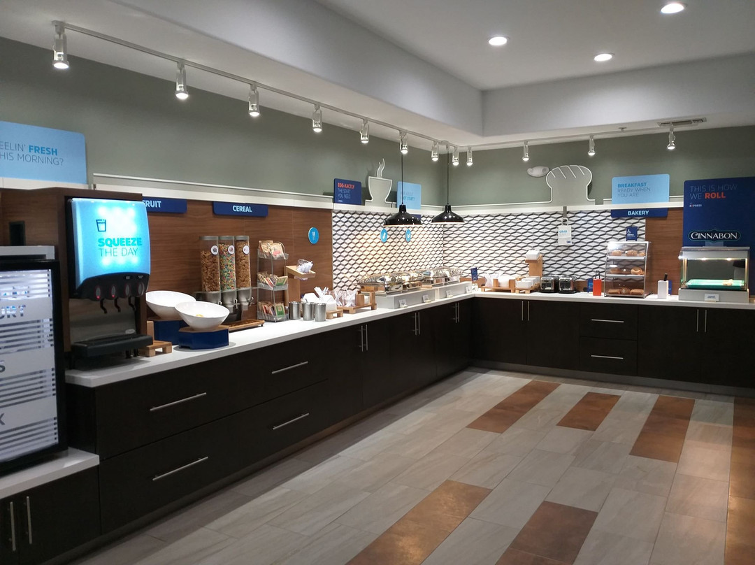 Holiday Inn Express & Suites Longview South I-20 by IHG主图