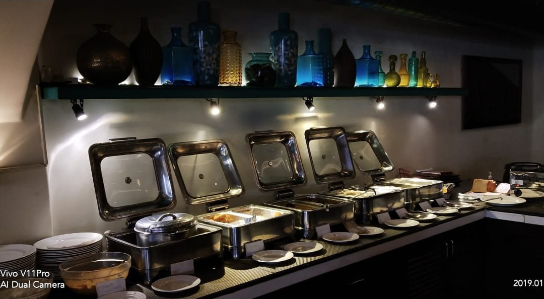 The Purple Leaf Hotel主图